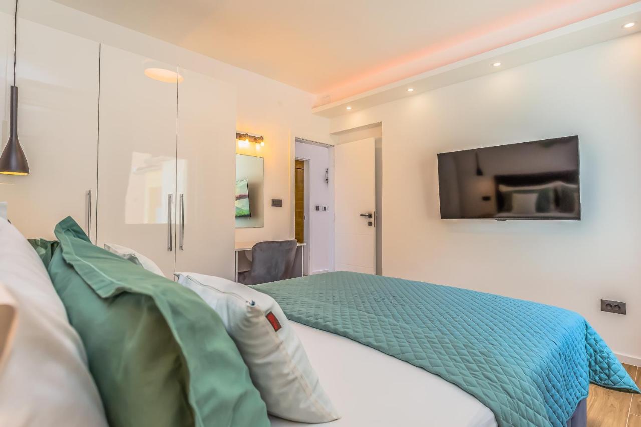 Apartmani Nikola Baška Voda Exteriör bild