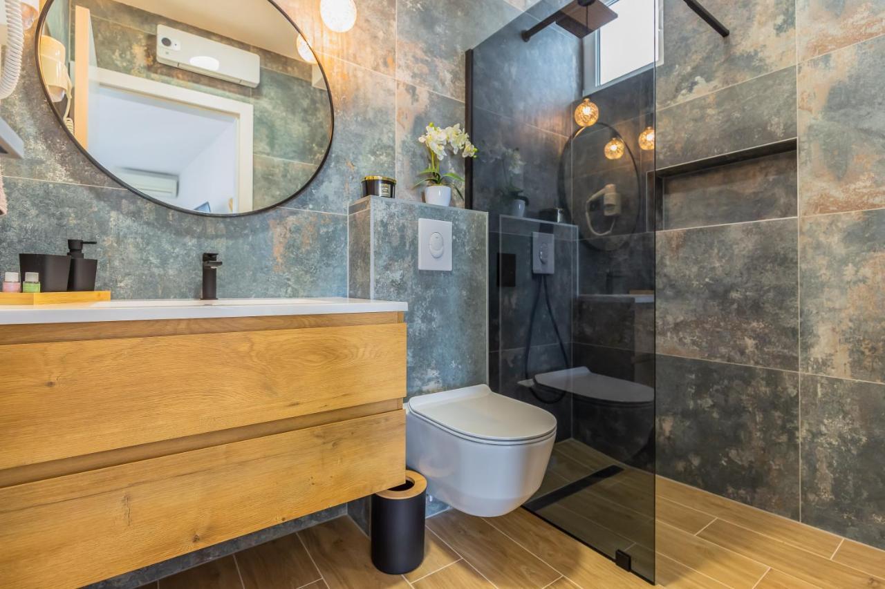 Apartmani Nikola Baška Voda Exteriör bild