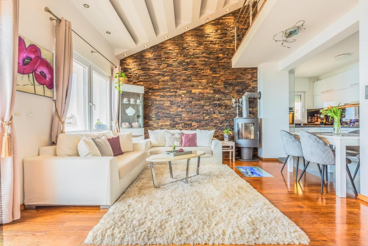 Apartmani Nikola Baška Voda Exteriör bild