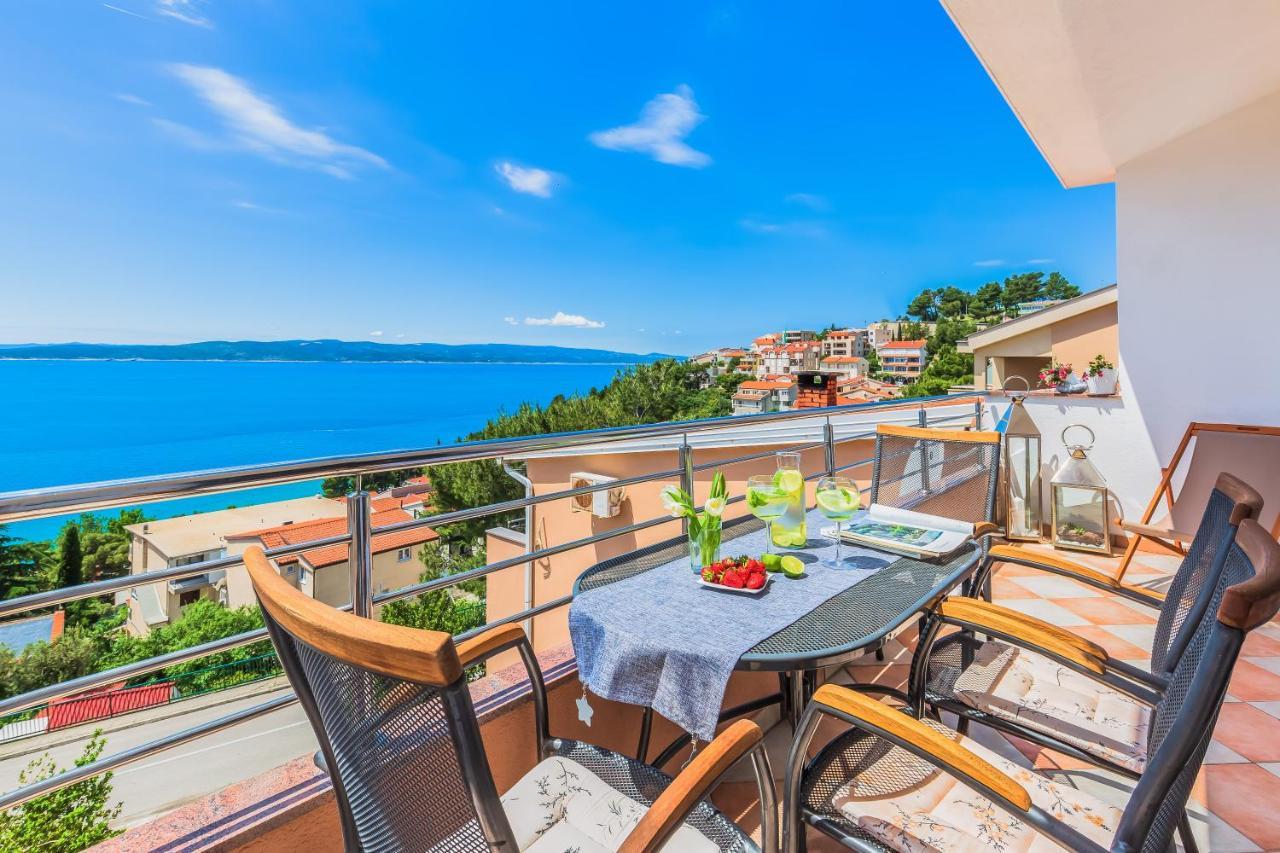 Apartmani Nikola Baška Voda Exteriör bild