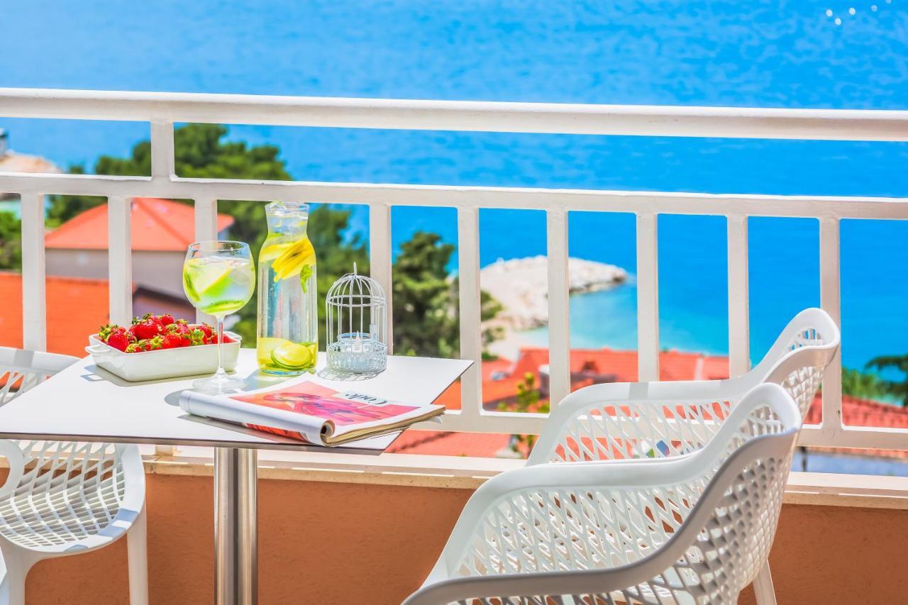 Apartmani Nikola Baška Voda Exteriör bild