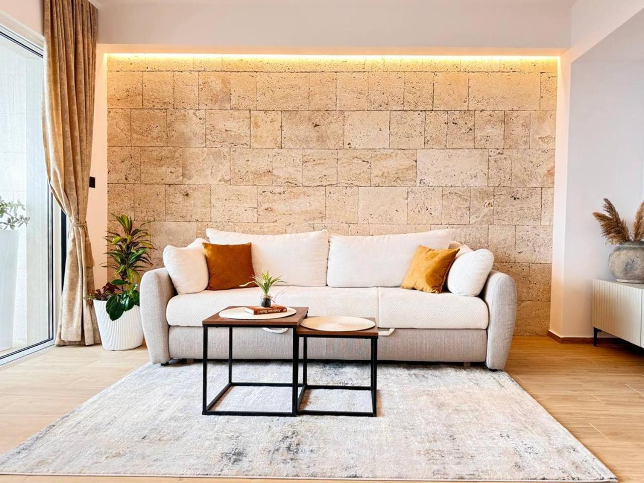 Apartmani Nikola Baška Voda Exteriör bild